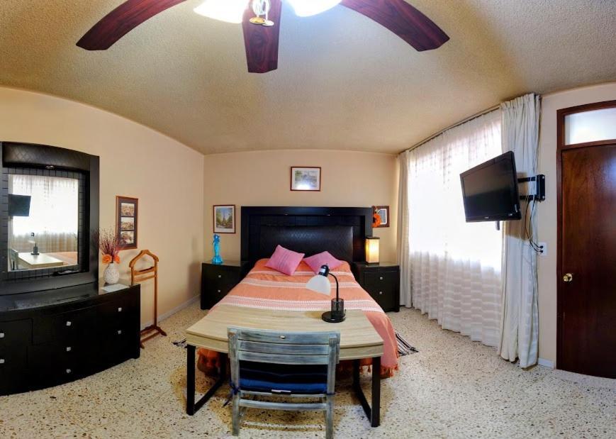 Casa De Palmas Homestay *